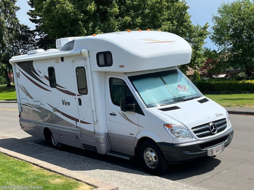 2014 View 24M by Winnebago from National Vehicle in Portland, Oregon