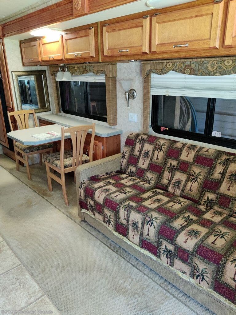 Used 2006 Monaco RV Monarch SE 33SFS available in Medford, Oregon