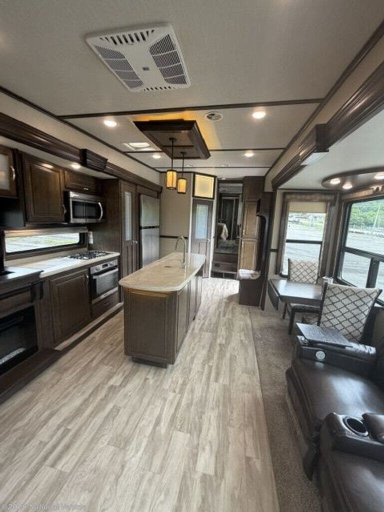 Used 2019 Grand Design Solitude 373FB available in Rockwood, Tennessee