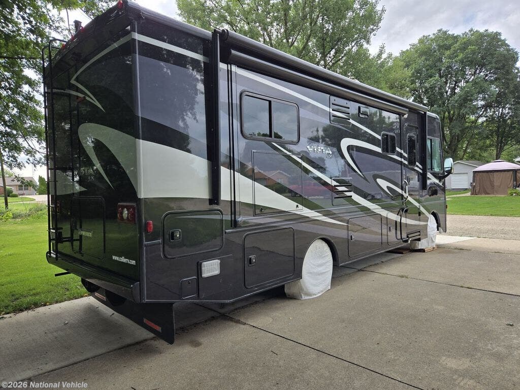 2016 Winnebago Vista LX 27N - Used Class A For Sale by National Vehicle in McNadd, Illinois