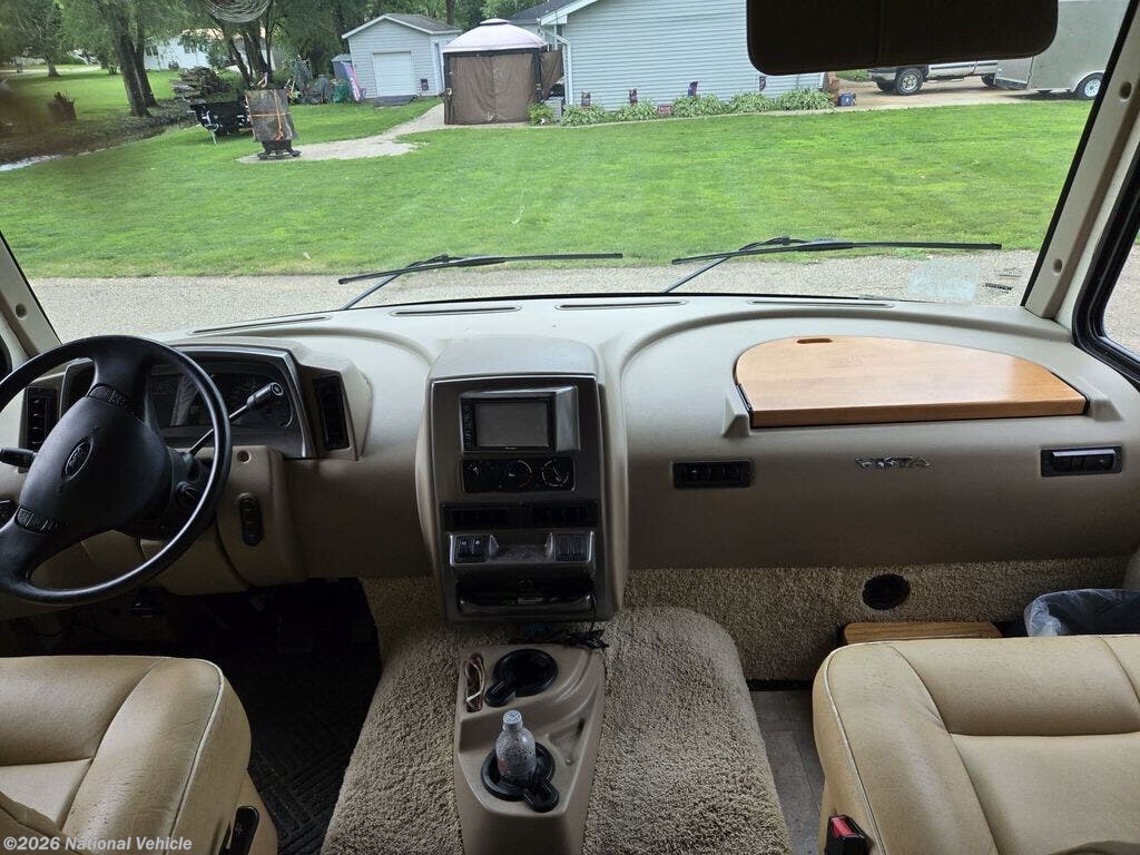 2016 Vista LX 27N by Winnebago from National Vehicle in McNadd, Illinois