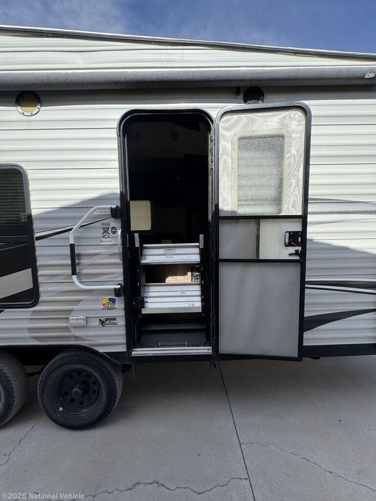 2017 Iconic Metal 1913CB by Eclipse from National Vehicle in Golden Valley, Arizona