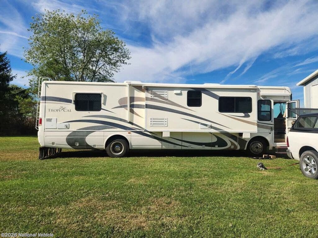 2005 National RV Tropical 396 - Used Class A For Sale by National Vehicle in Osceola, Indiana