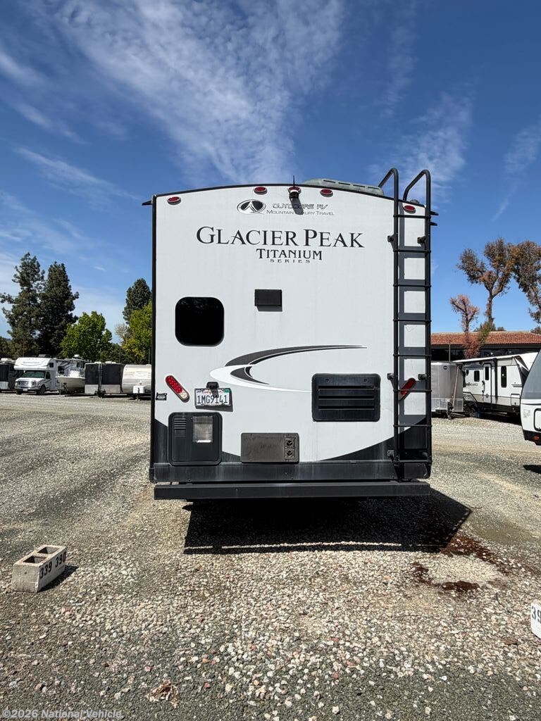 2017 Glacier Peak Titanium 26RKS by Outdoors RV from National Vehicle in San Jose, California