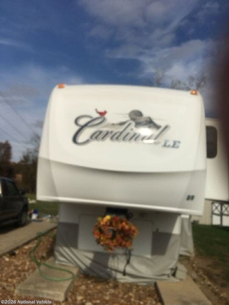 2009 Forest River Cardinal 30TS - Used Fifth Wheel For Sale by National Vehicle in Urich, Missouri
