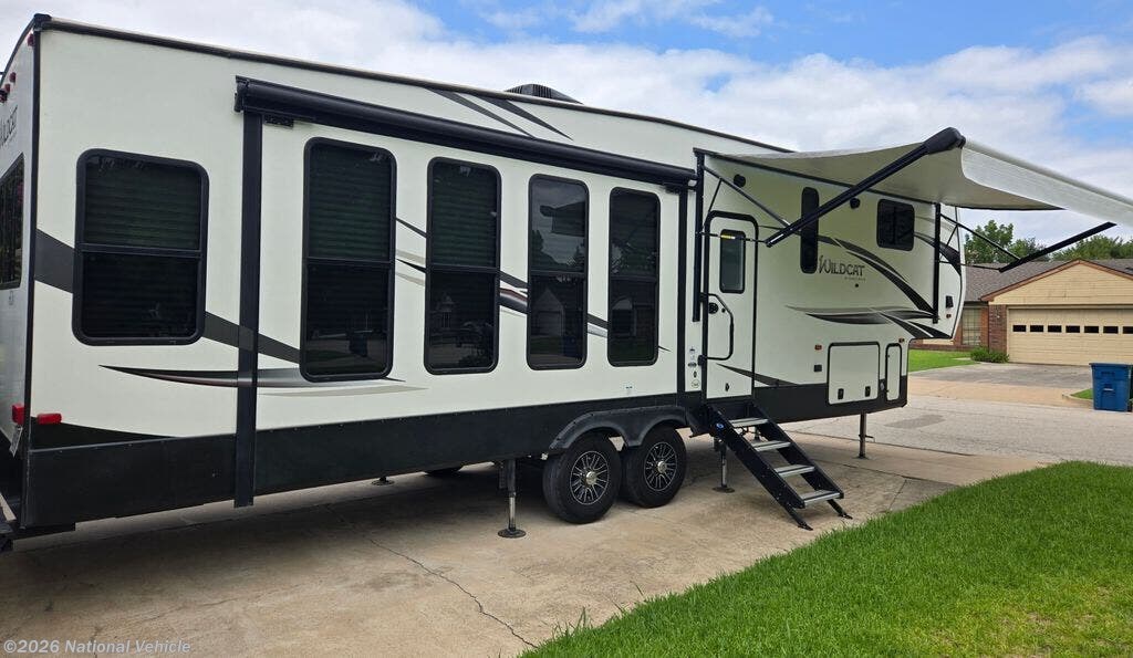 Used 2019 Forest River Wildcat 32WB available in Grapevine, Texas