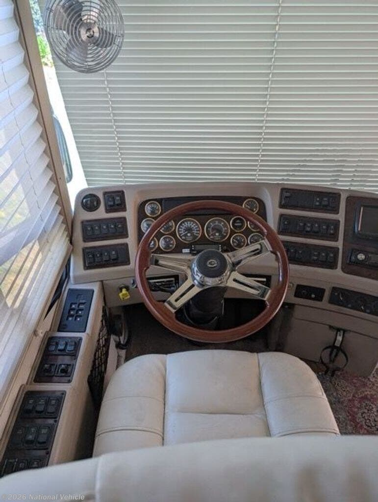 2004 Blue Bird Wanderlodge M380 - Used Class A For Sale by National Vehicle in Langford, British Columbia