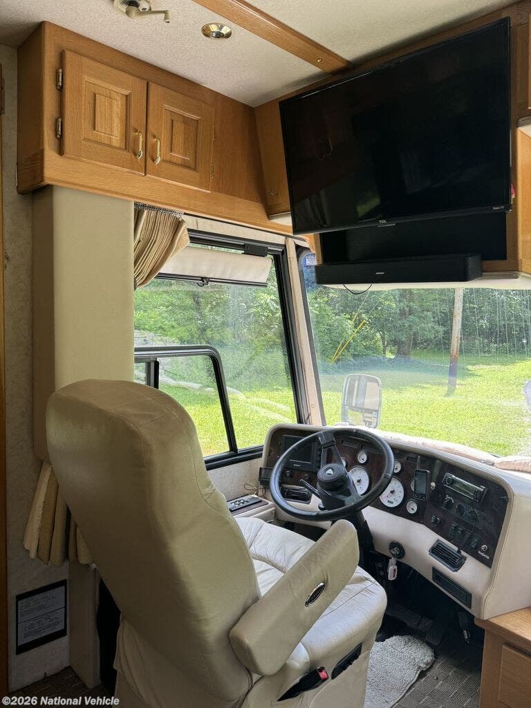 Used 2003 Beaver Monterey Newport available in Newburg, Pennsylvania