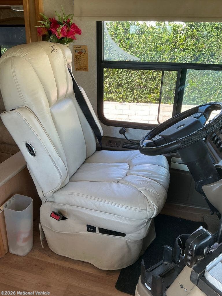 2004 Islander 9402 by National RV from National Vehicle in Buena Park, California