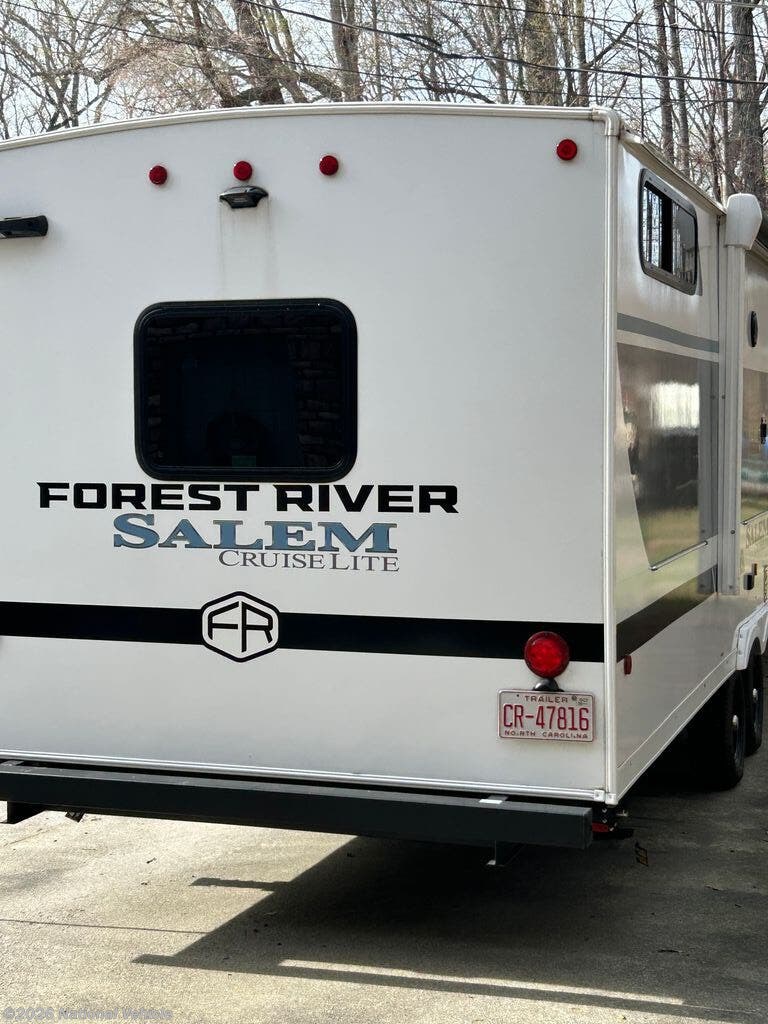 2025 Forest River Salem Cruise Lite 28VBXL - Used Travel Trailer For Sale by National Vehicle in Clemmons, North Carolina