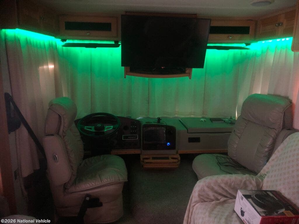 2003 Vacationer 36WDD by Holiday Rambler from National Vehicle in Hudson, Wisconsin
