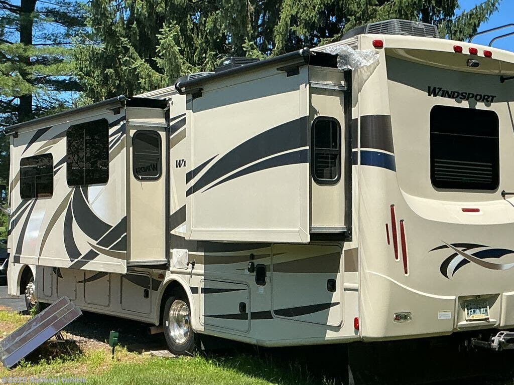 2016 Thor Motor Coach Windsport 31S - Used Class A For Sale by National Vehicle in Fulton, Maryland