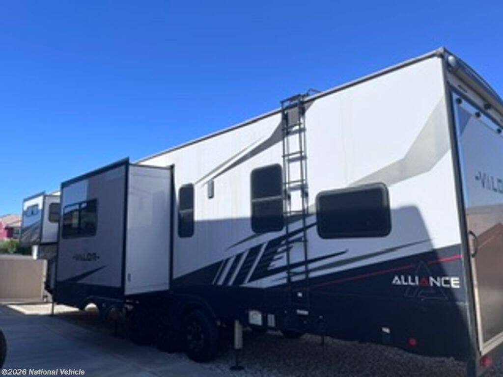 2022 Alliance RV Valor 40V13 - Used Toy Hauler For Sale by National Vehicle in Hesperia, California
