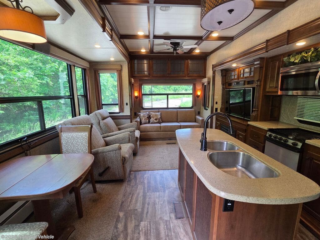 2016 Bighorn 3160EL by Heartland from National Vehicle in Wauconda, Illinois