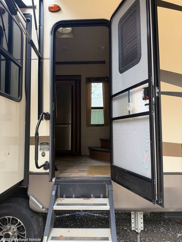 2018 Montana 3721RL by Keystone from National Vehicle in Raleigh, Mississippi