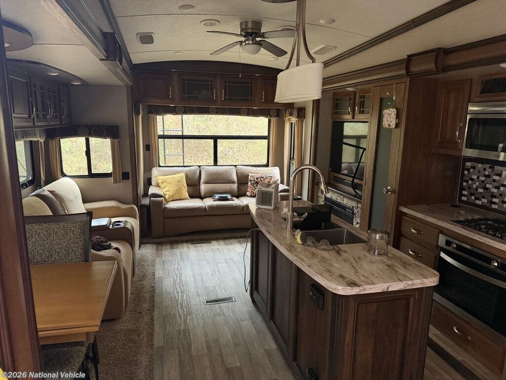 Used 2018 Keystone Montana 3721RL available in Raleigh, Mississippi