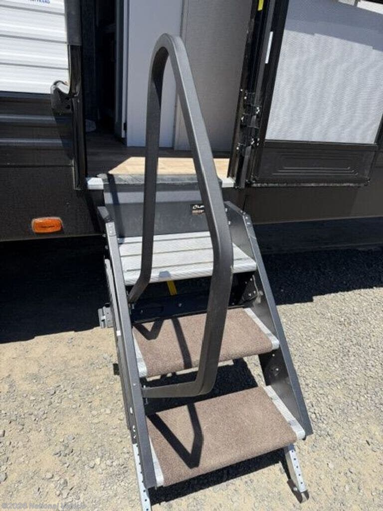 2022 Hideout 28RKSWE by Keystone from National Vehicle in Portland, Oregon