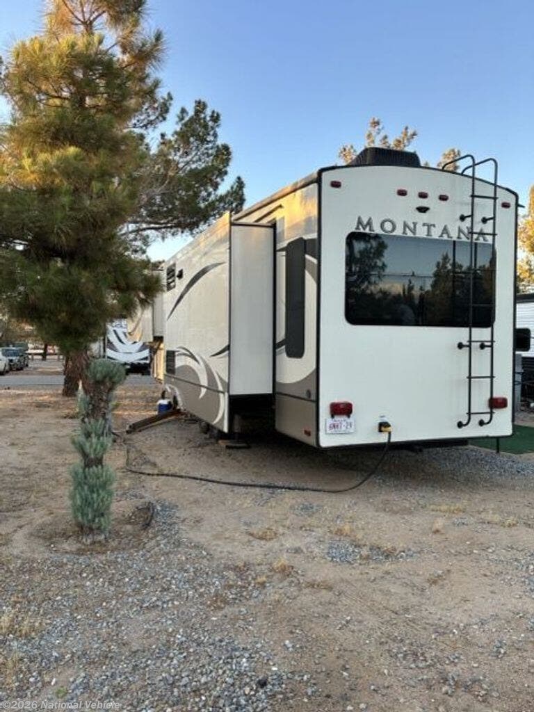 Used 2018 Keystone Montana 3810MS available in Apple Valley, California