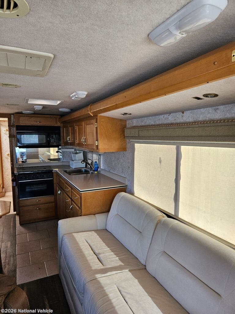 Used 2000 Safari Zanzibar 3896 available in Hermiston, Oregon