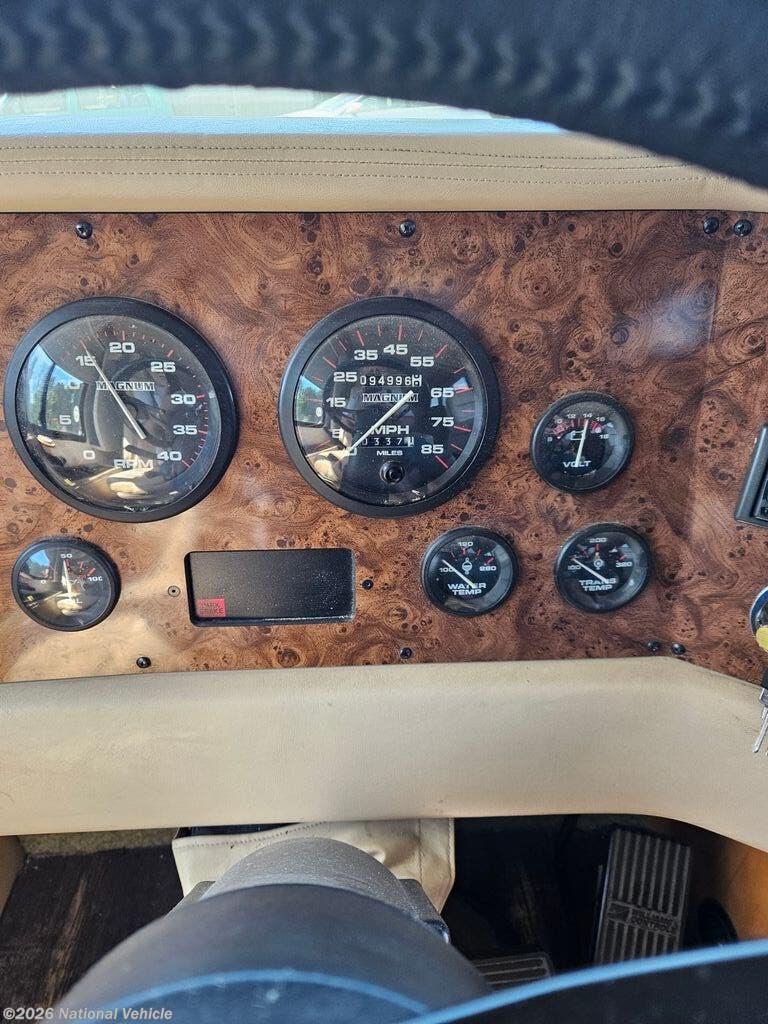 2000 Safari Zanzibar 3896 - Used Class A For Sale by National Vehicle in Hermiston, Oregon