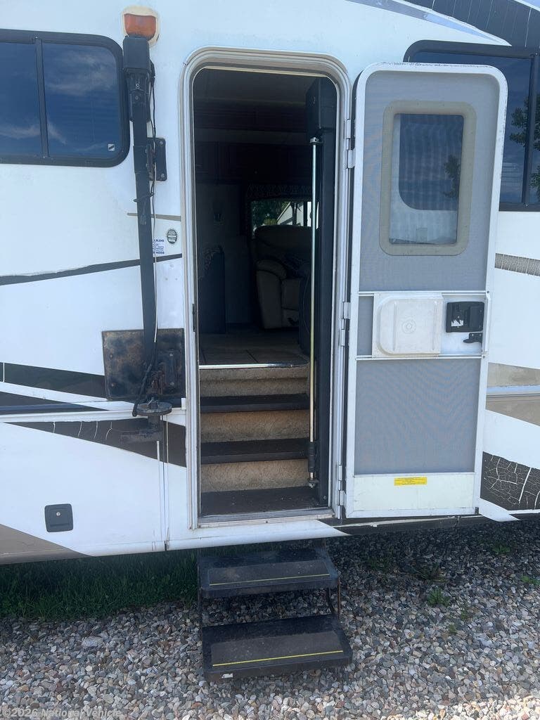 2009 Damon Daybreak 3578 - Used Class A For Sale by National Vehicle in Summerfield, Florida
