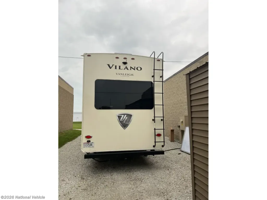2022 Vanleigh Vilano 320GK - Used Fifth Wheel For Sale by National Vehicle in Mt Pleasant, Wisconsin