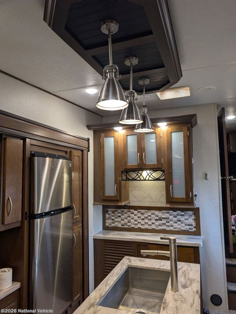 Used 2018 Prime Time Crusader 340RST available in Simms, Texas