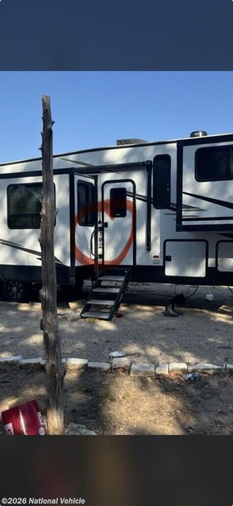 Used 2021 Coachmen Chaparral 334FL available in Dallas, Texas