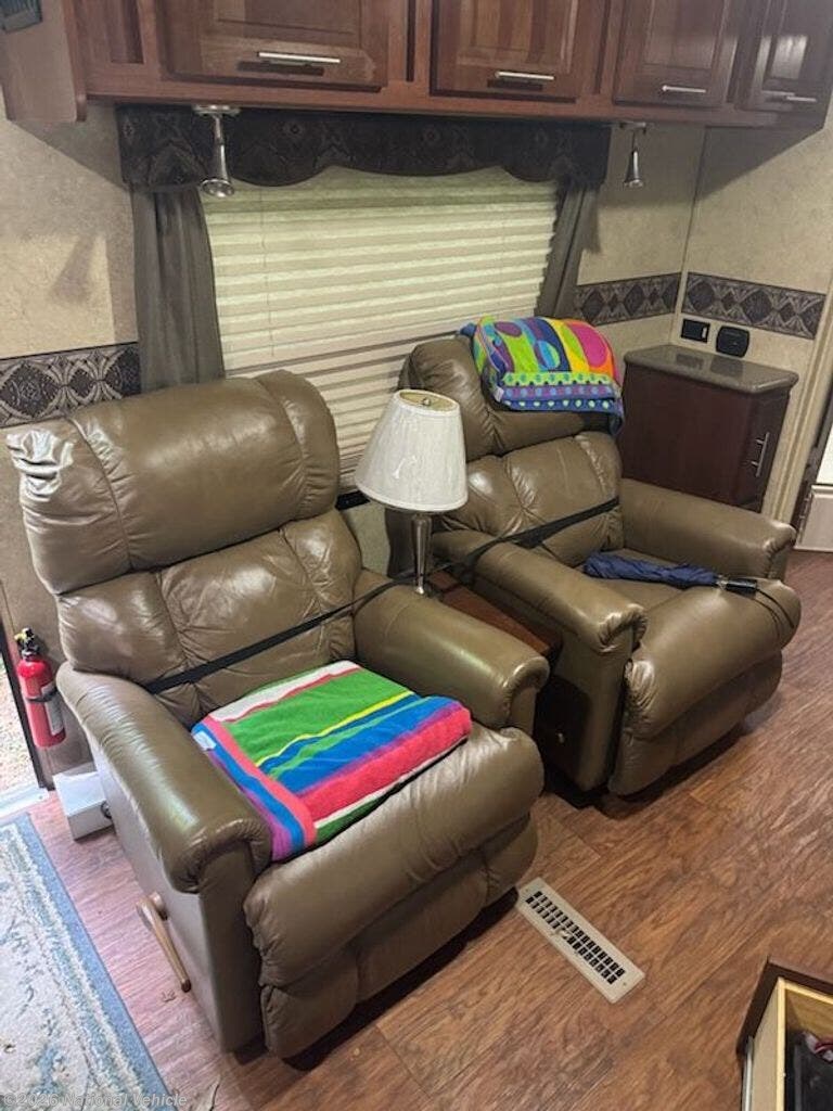 Used 2014 Forest River Flagstaff V-Lite 30WFKSS available in Porter, Texas
