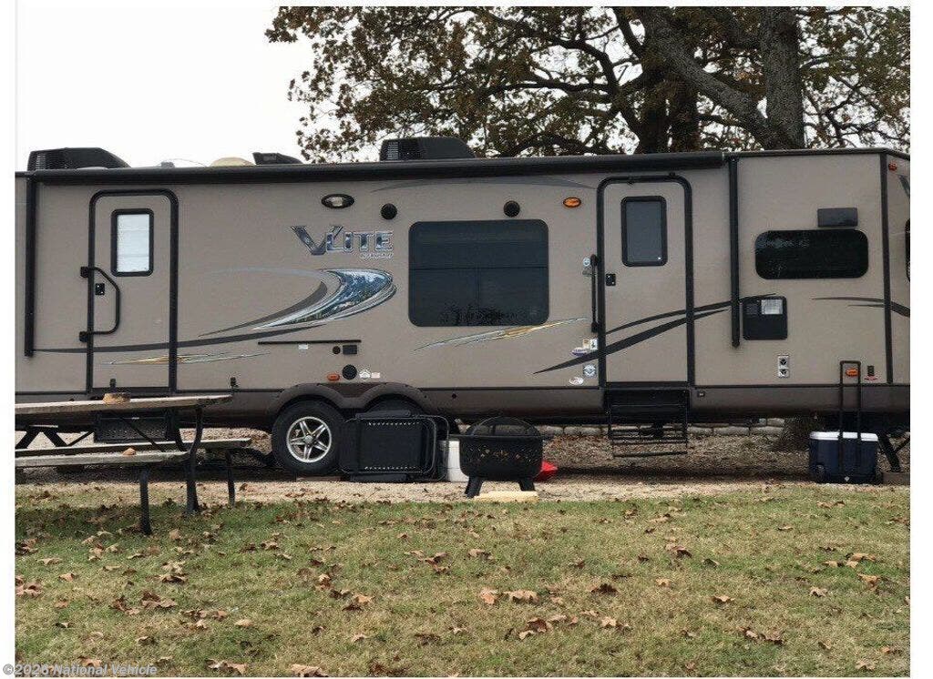 2014 Forest River Flagstaff V-Lite 30WFKSS - Used Travel Trailer For Sale by National Vehicle in Porter, Texas