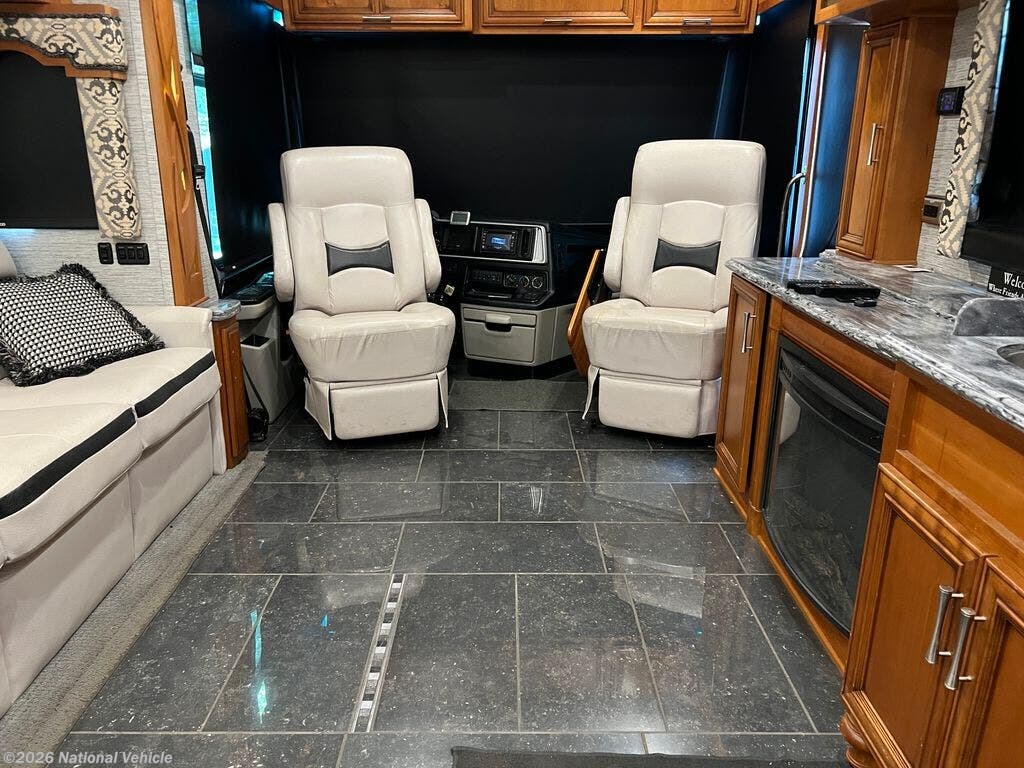 Used 2018 Newmar Ventana 4311 available in Townsend, Delaware
