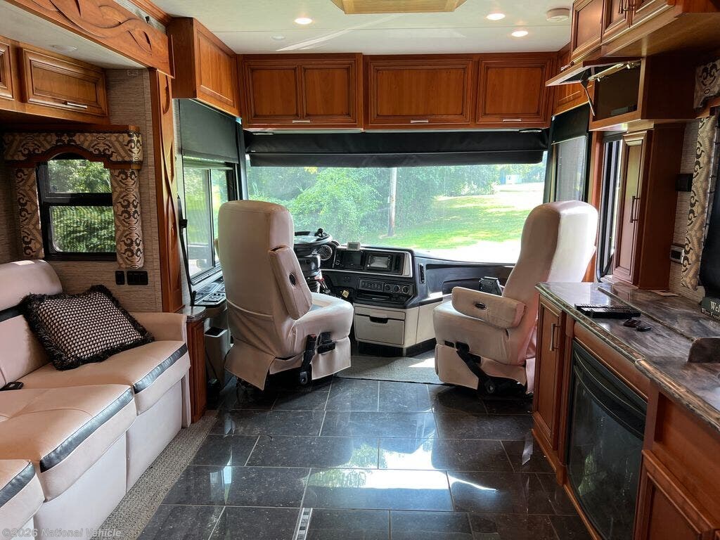 2018 Ventana 4311 by Newmar from National Vehicle in Townsend, Delaware