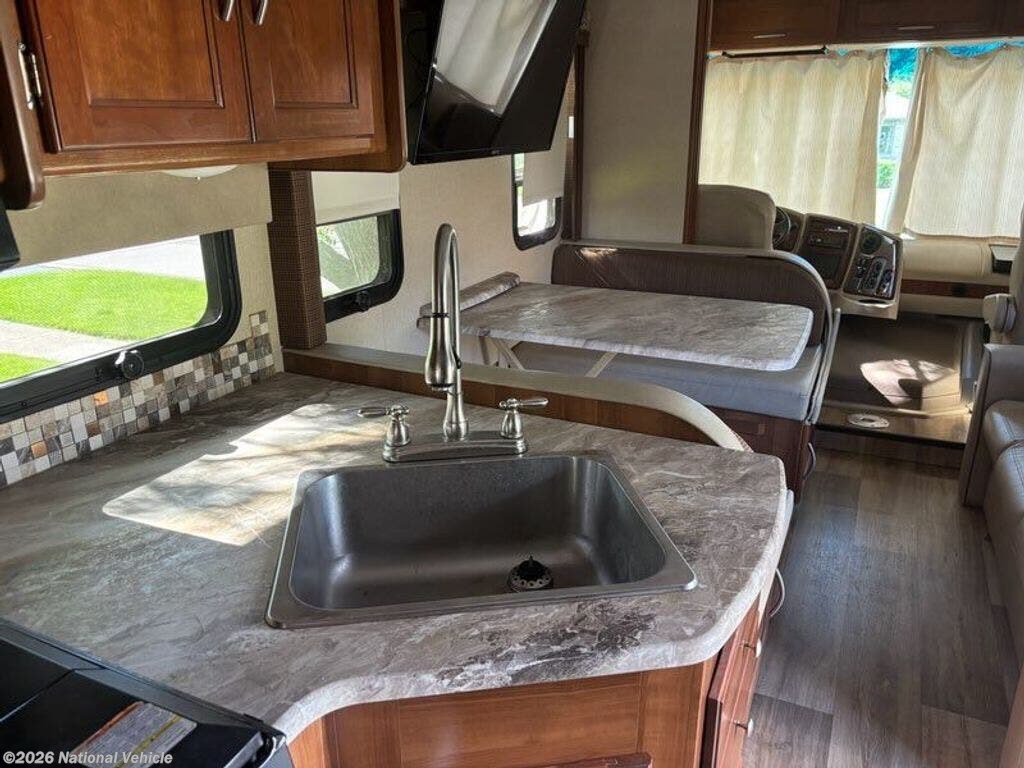 Used 2018 Coachmen Pursuit Precision 27DSP available in Yorkville, Illinois