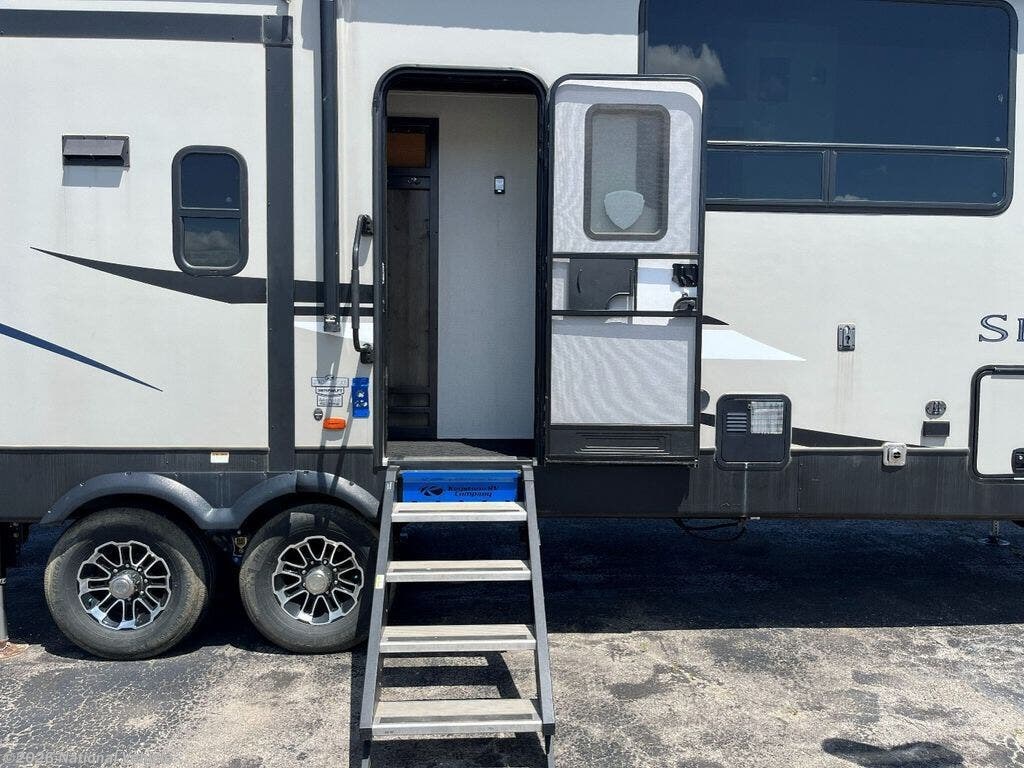 2020 Sprinter Limited 3571FWLFT by Keystone from National Vehicle in Garnett, Kansas