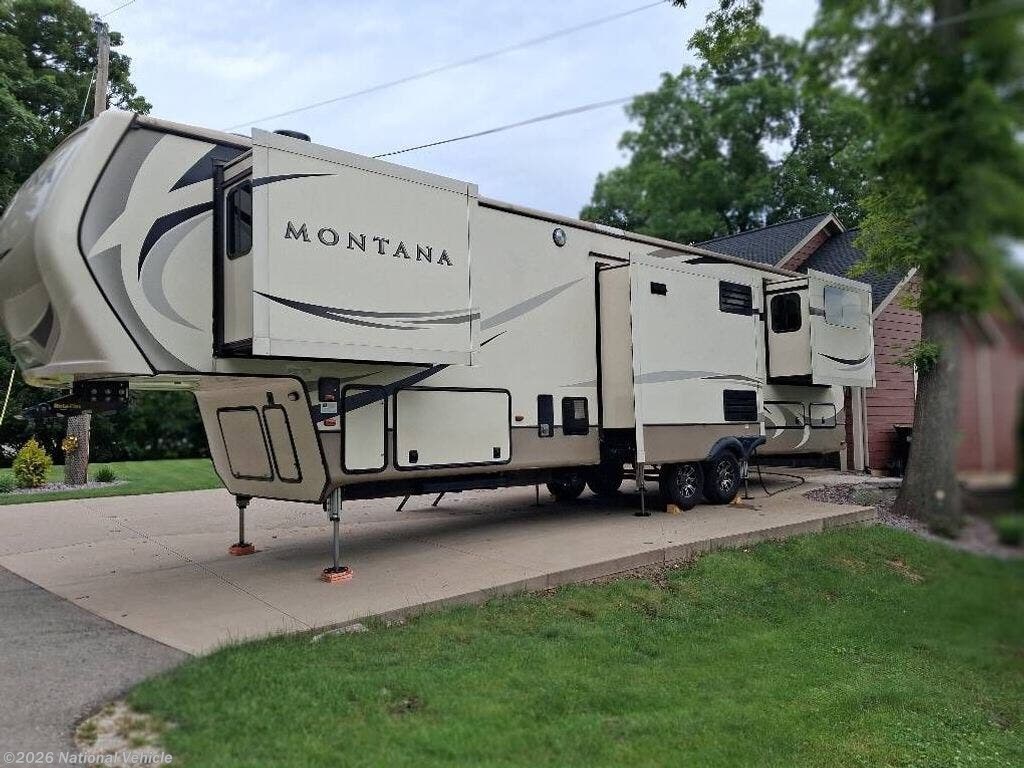 2018 Keystone Montana 3790RD - Used Fifth Wheel For Sale by National Vehicle in Waterford, Wisconsin