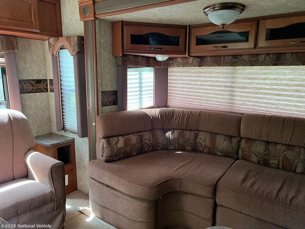 Used 2011 Forest River Surveyor Select SV-302 available in Mount Vernon, Washington