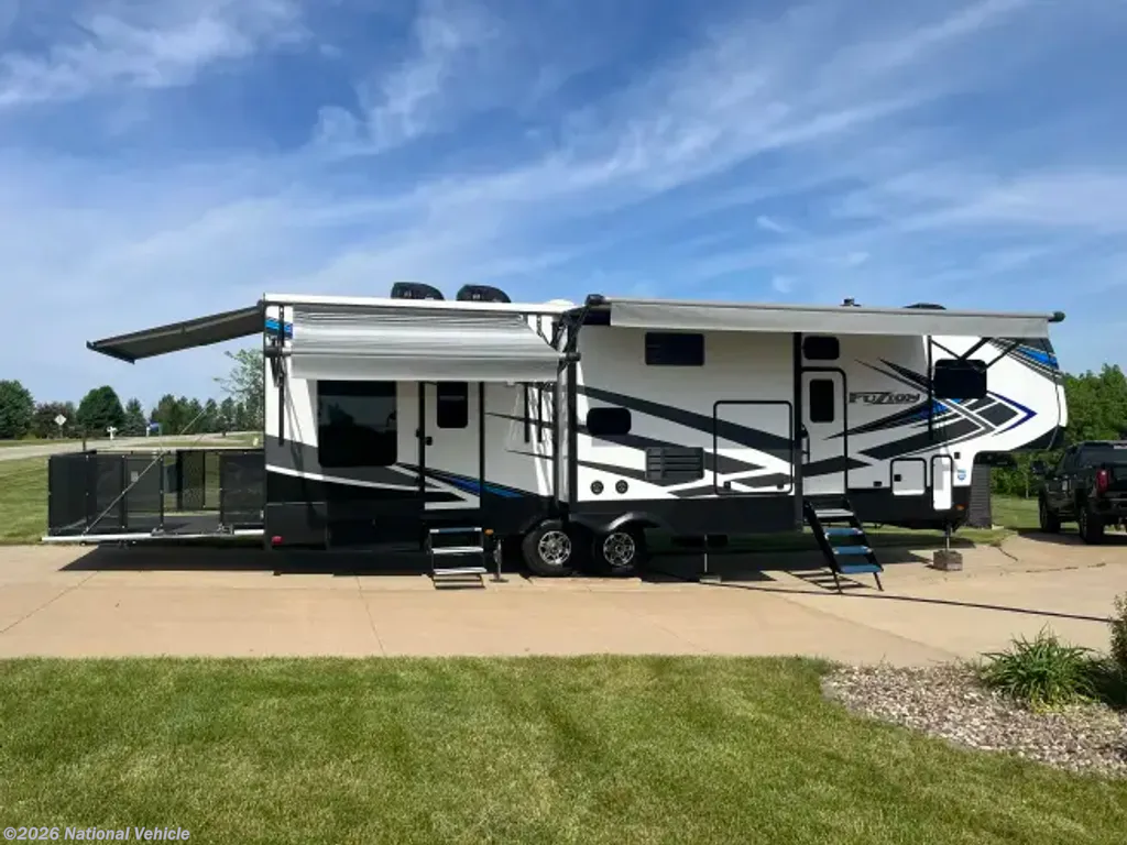 2021 Fuzion 379 by Keystone from National Vehicle in Dubuque, Iowa