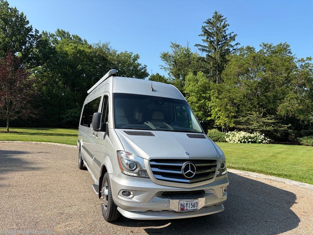 2015 Interstate 3500 Extended Grand Tour by Airstream from National Vehicle in White Marsh, Maryland