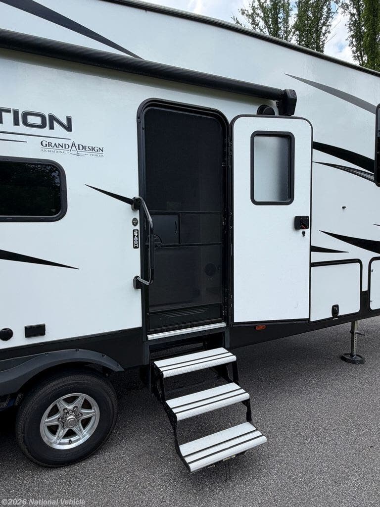 2022 Grand Design Reflection 150 278BH - Used Fifth Wheel For Sale by National Vehicle in Gambrills, Maryland