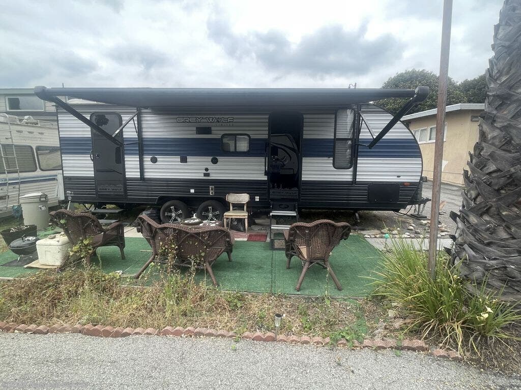 2021 Forest River Grey Wolf 23DBH - Used Travel Trailer For Sale by National Vehicle in Whittier, California
