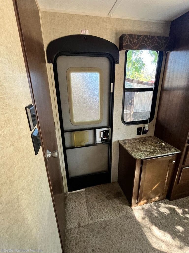 Used 2015 Keystone Hideout Luxury 38FQTS available in Penngrove, California