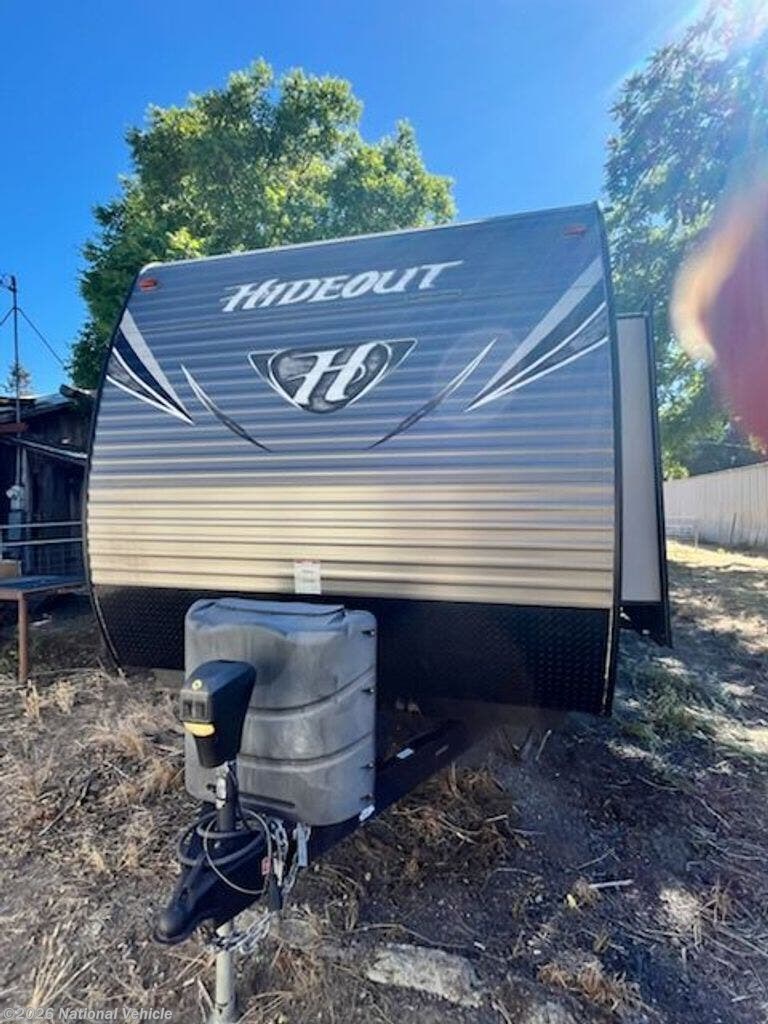 2015 Keystone Hideout Luxury 38FQTS - Used Travel Trailer For Sale by National Vehicle in Penngrove, California