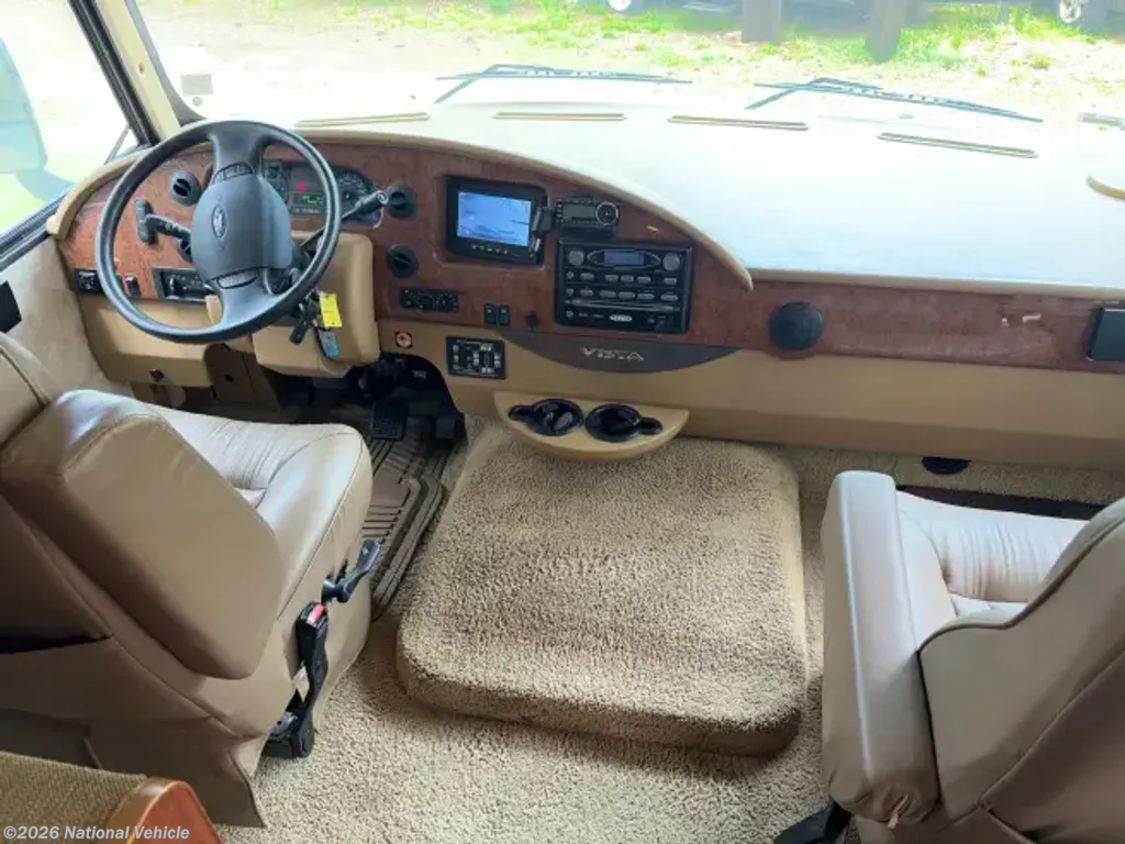 2011 Vista 35F by Winnebago from National Vehicle in Virginia Beach, Virginia