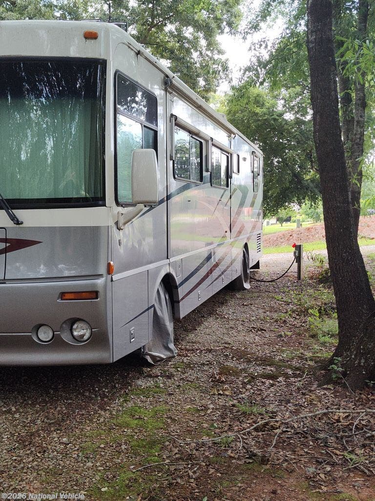 2001 Winnebago Journey DL 36GD - Used Class A For Sale by National Vehicle in Toccoa, Georgia