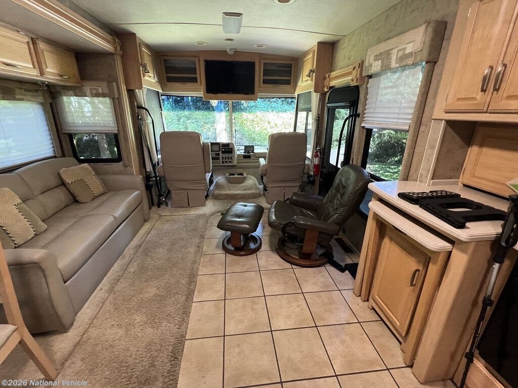 2007 Winnebago Adventurer 35A - Used Class A For Sale by National Vehicle in Bremerton, Washington