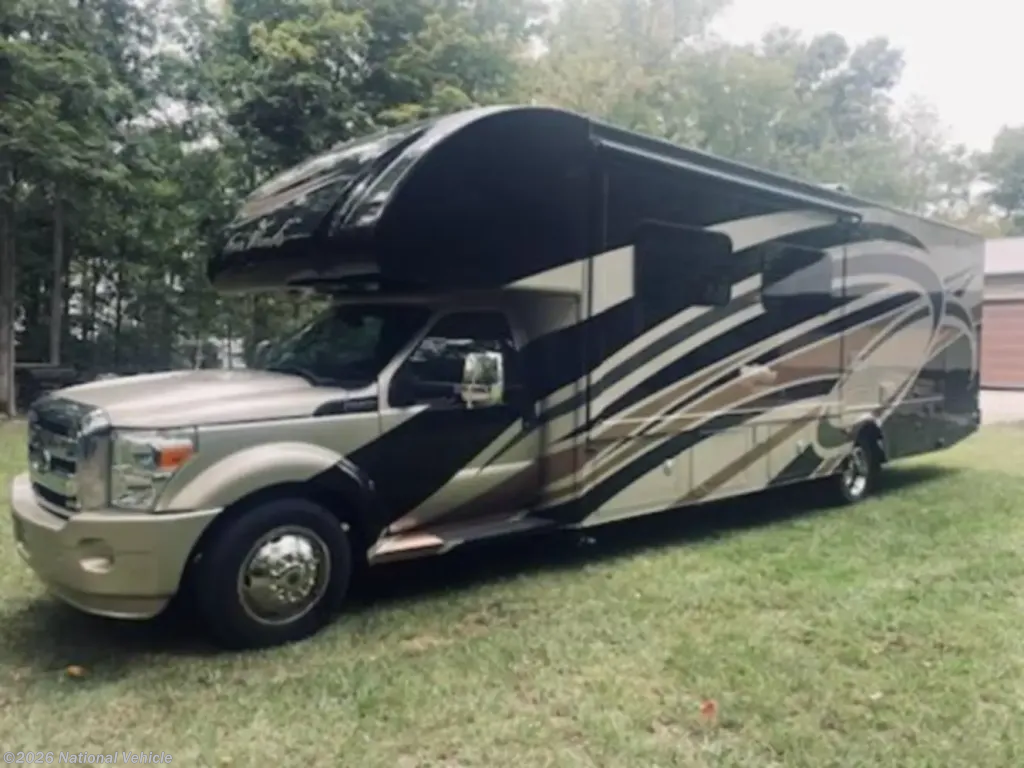 Used 2015 Thor Motor Coach Four Winds 35SK available in Darlington, Indiana