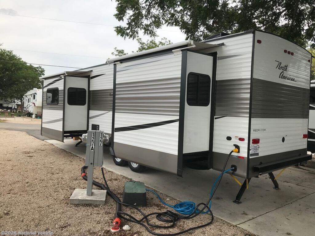 2021 Monte Carlo 33SC by Recreation by Design from National Vehicle in Ventura, Iowa