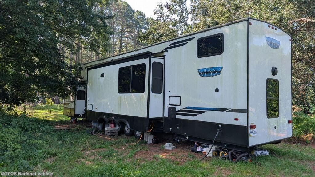 2024 Salem Grand Villa 44VIEW by Forest River from National Vehicle in Woodlawn, Virginia