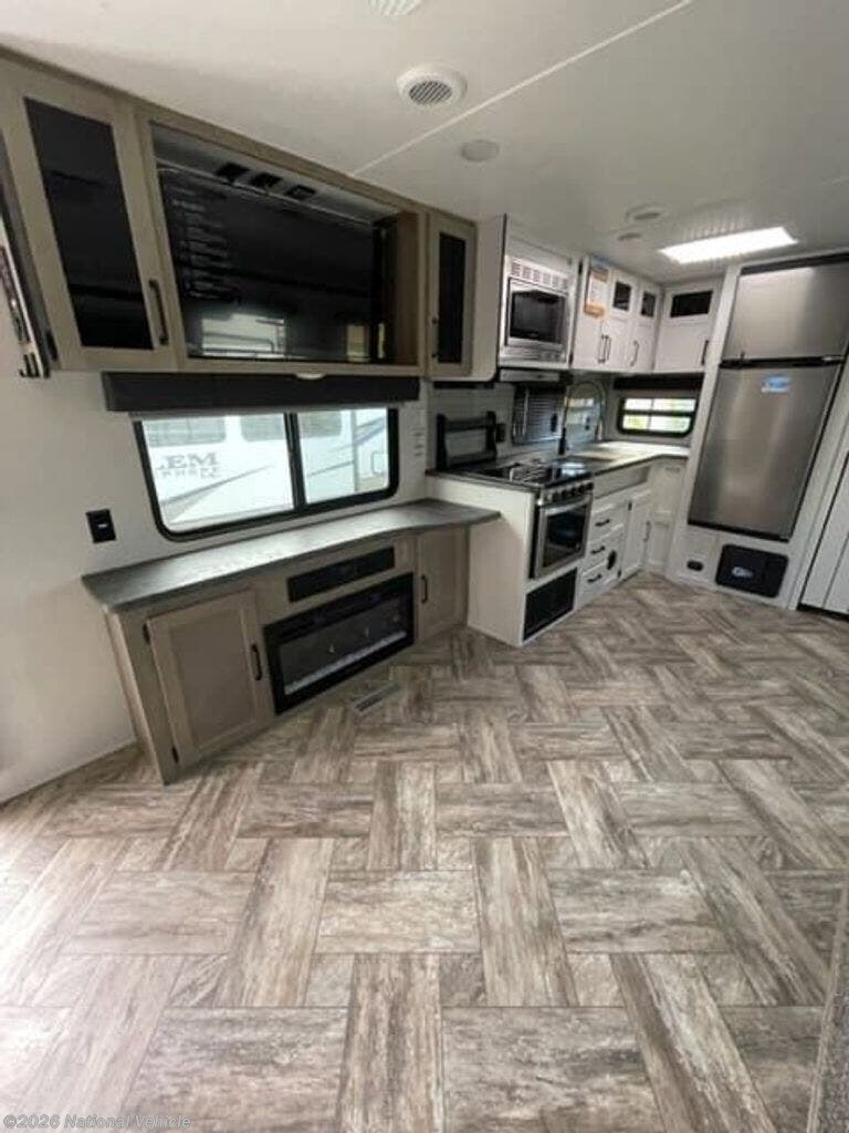 2023 Puma 30RKQS by Palomino from National Vehicle in Valley Falls, New York