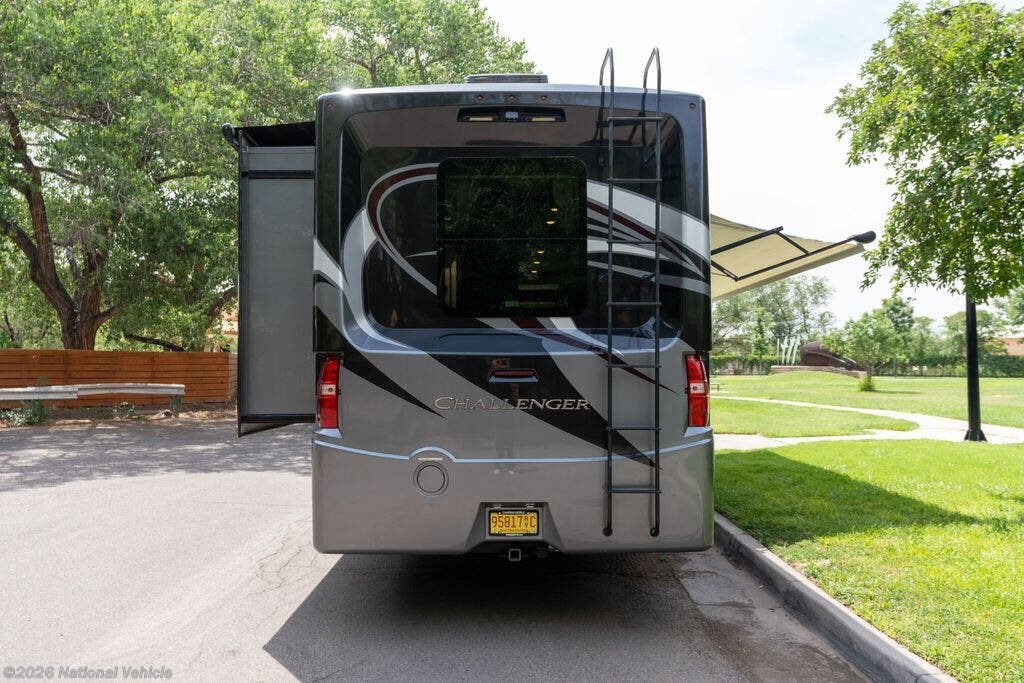 2018 Thor Motor Coach Challenger 37YT - Used Class A For Sale by National Vehicle in Albuquerque, New Mexico